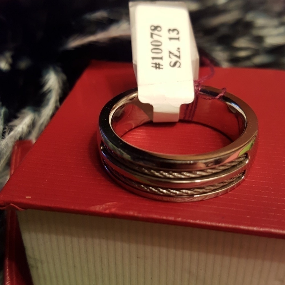 UNISEX ring from Park lane size. 13